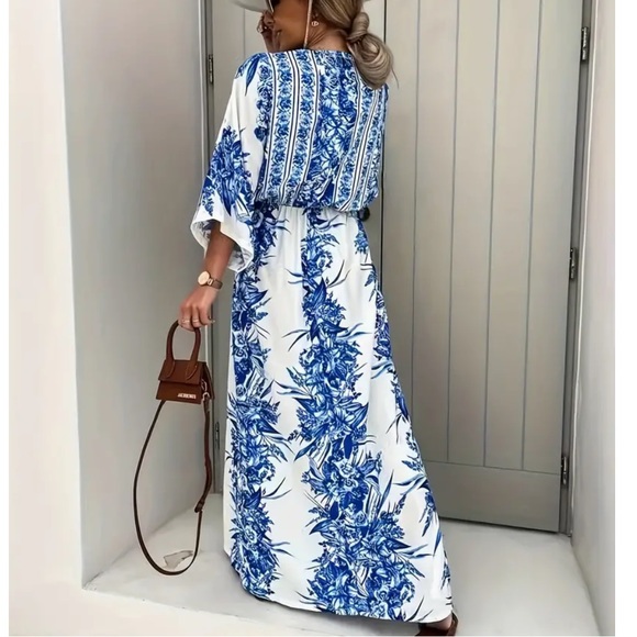 Blue And White Floral Kimono Maxi Length Belted Resort Wear Beach Cover Up - Picture 3 of 6